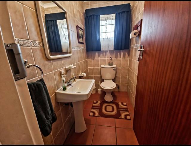 3 BEDROOM HOUSE FOR SALE IN SASOLBURG EXT 4